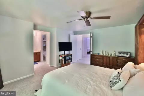 15 Ashmont Ct, Silver Spring, MD 20906 photo 16