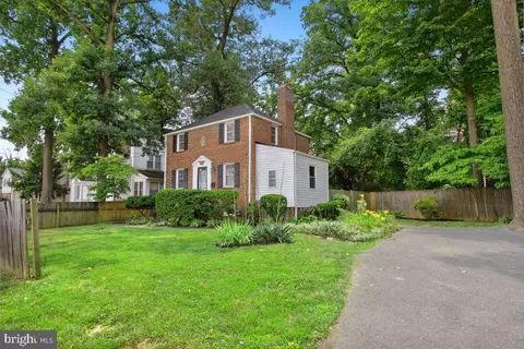 8818 Flower Ave, Silver Spring, MD 20901 photo 2