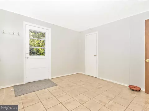 240 Hannes St, Silver Spring, MD 20901 photo 33