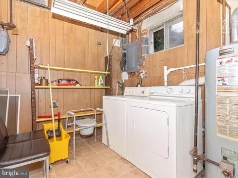 240 Hannes St, Silver Spring, MD 20901 photo 36