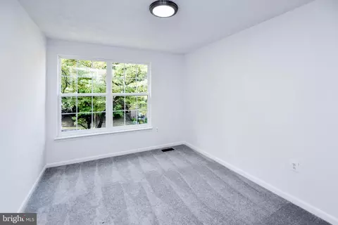 11409 Encore Dr, Silver Spring, MD 20901 photo 30