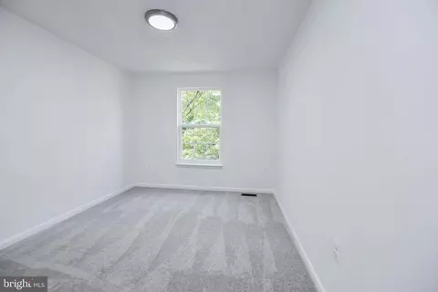 11409 Encore Dr, Silver Spring, MD 20901 photo 26