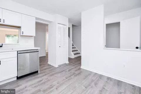 11409 Encore Dr, Silver Spring, MD 20901 photo 6