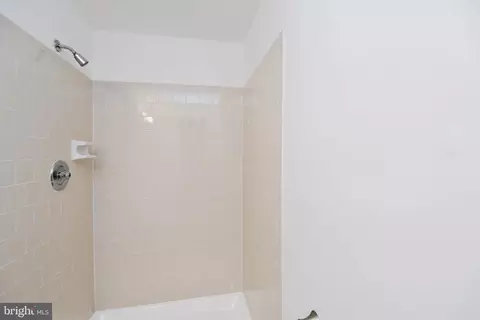 11409 Encore Dr, Silver Spring, MD 20901 photo 23