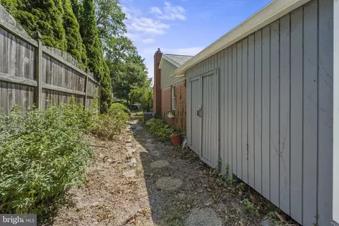 10122 Greenock Rd, Silver Spring, MD 20901 photo 21