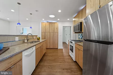 10122 Greenock Rd, Silver Spring, MD 20901 photo 5