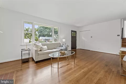 10122 Greenock Rd, Silver Spring, MD 20901 photo 4