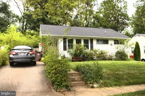 1618 Burris Rd, Rockville, MD 20851
