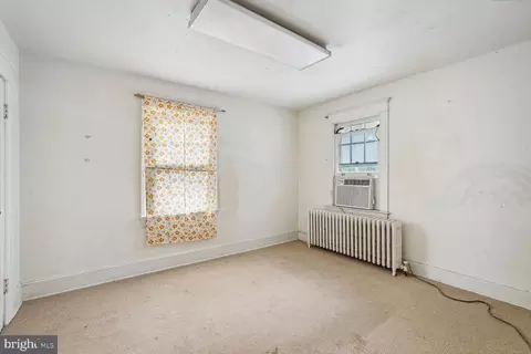 1913 Locust Grove Rd, Silver Spring, MD 20910 photo 17
