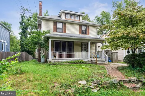 1913 Locust Grove Rd, Silver Spring, MD 20910