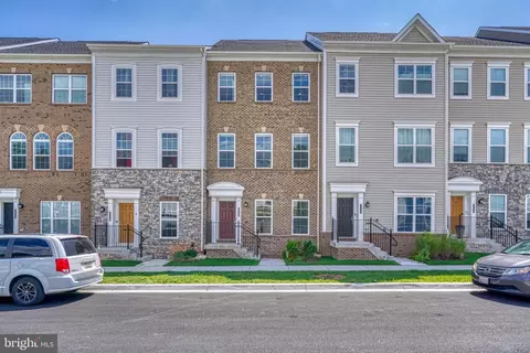 125 Flower Center Ln, Gaithersburg, MD 20878