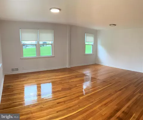 12121 Goodhill Rd, Silver Spring, MD 20902 photo 11