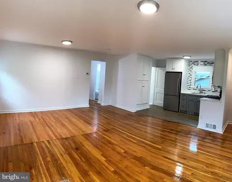 12121 Goodhill Rd, Silver Spring, MD 20902 photo 7