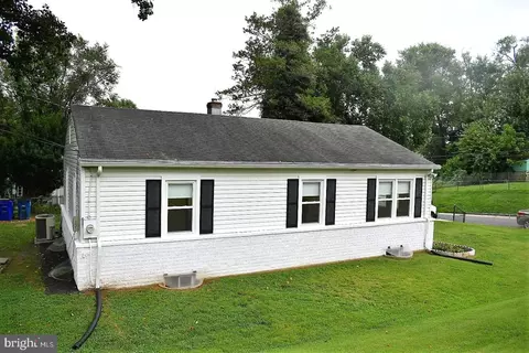 12121 Goodhill Rd, Silver Spring, MD 20902 photo 5