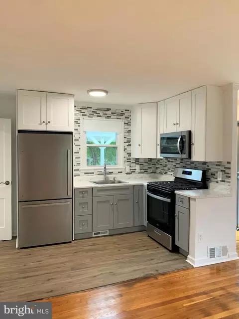 12121 Goodhill Rd, Silver Spring, MD 20902 photo 6