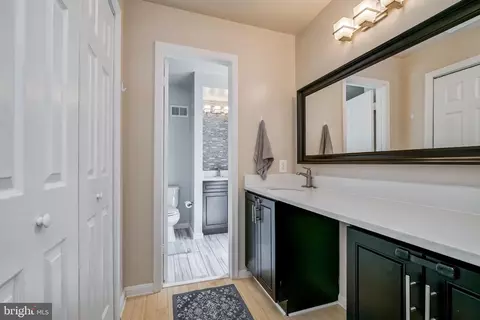 29 Castle Cliff Ct, Silver Spring, MD 20904 photo 35