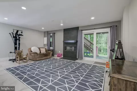 29 Castle Cliff Ct, Silver Spring, MD 20904 photo 46