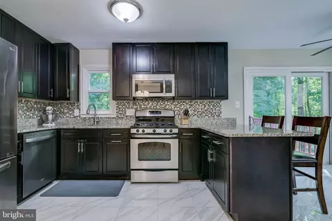 29 Castle Cliff Ct, Silver Spring, MD 20904 photo 19
