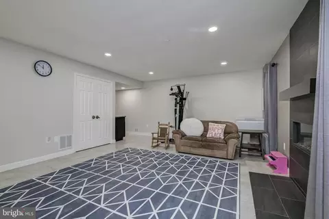 29 Castle Cliff Ct, Silver Spring, MD 20904 photo 48