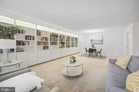 5500 Friendship Blvd #926N, Chevy Chase, MD 20815