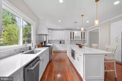 920 Brick Manor Cir, Silver Spring, MD 20905 photo 14