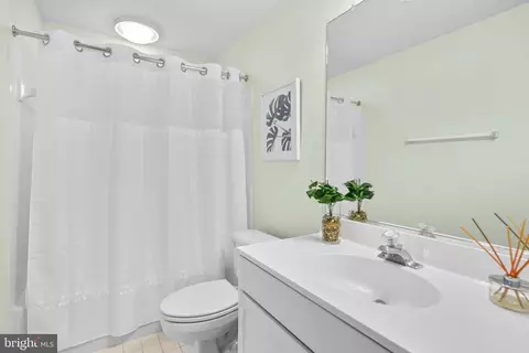 920 Brick Manor Cir, Silver Spring, MD 20905 photo 40
