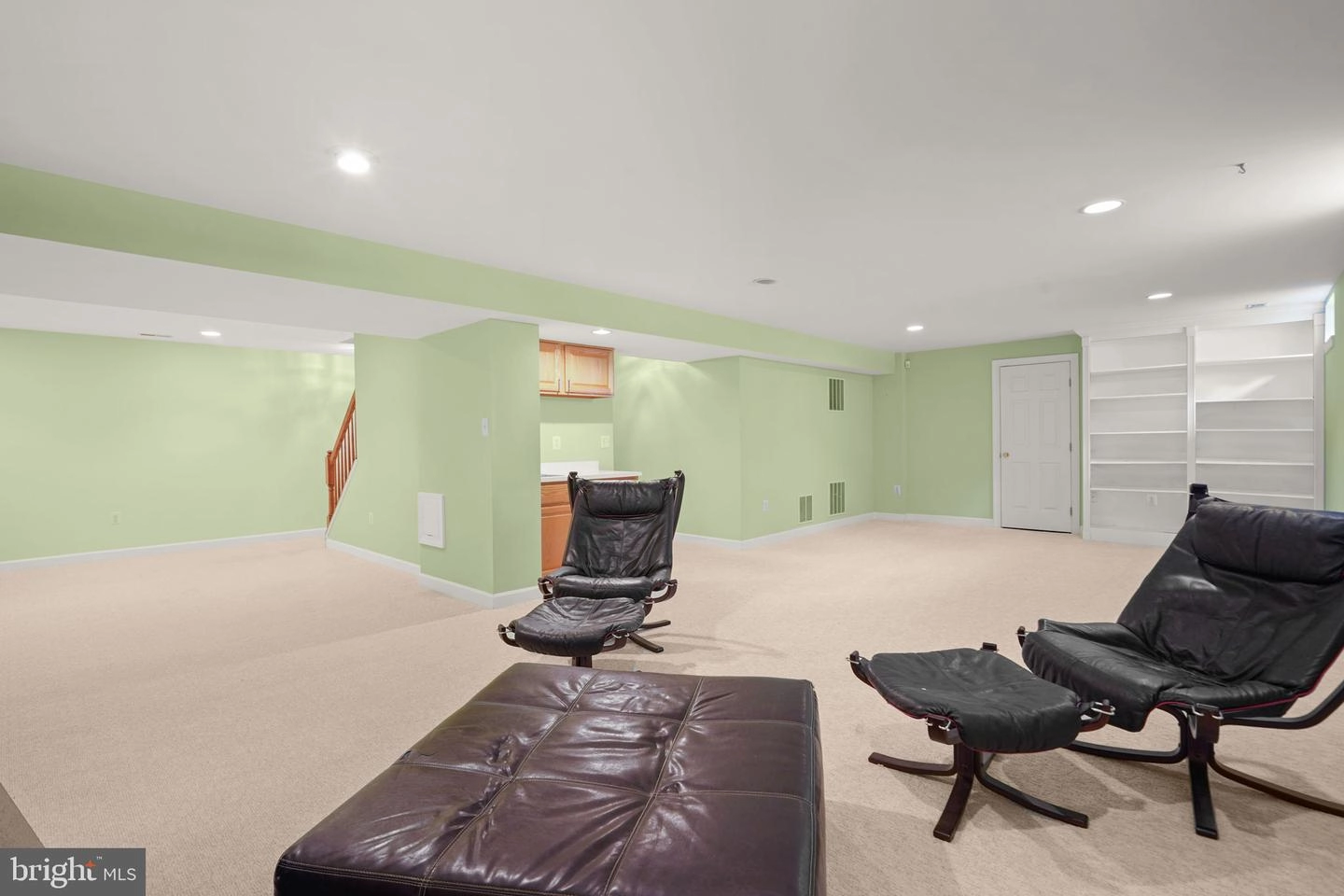 920 Brick Manor Cir, Silver Spring, MD 20905 photo 45