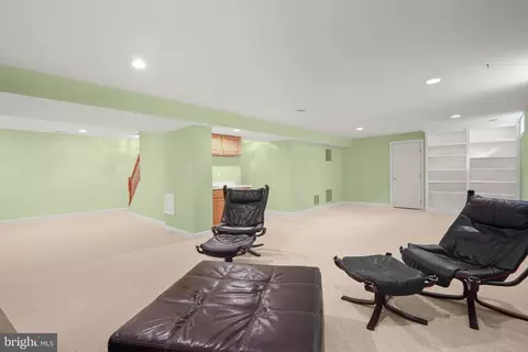 920 Brick Manor Cir, Silver Spring, MD 20905 photo 45