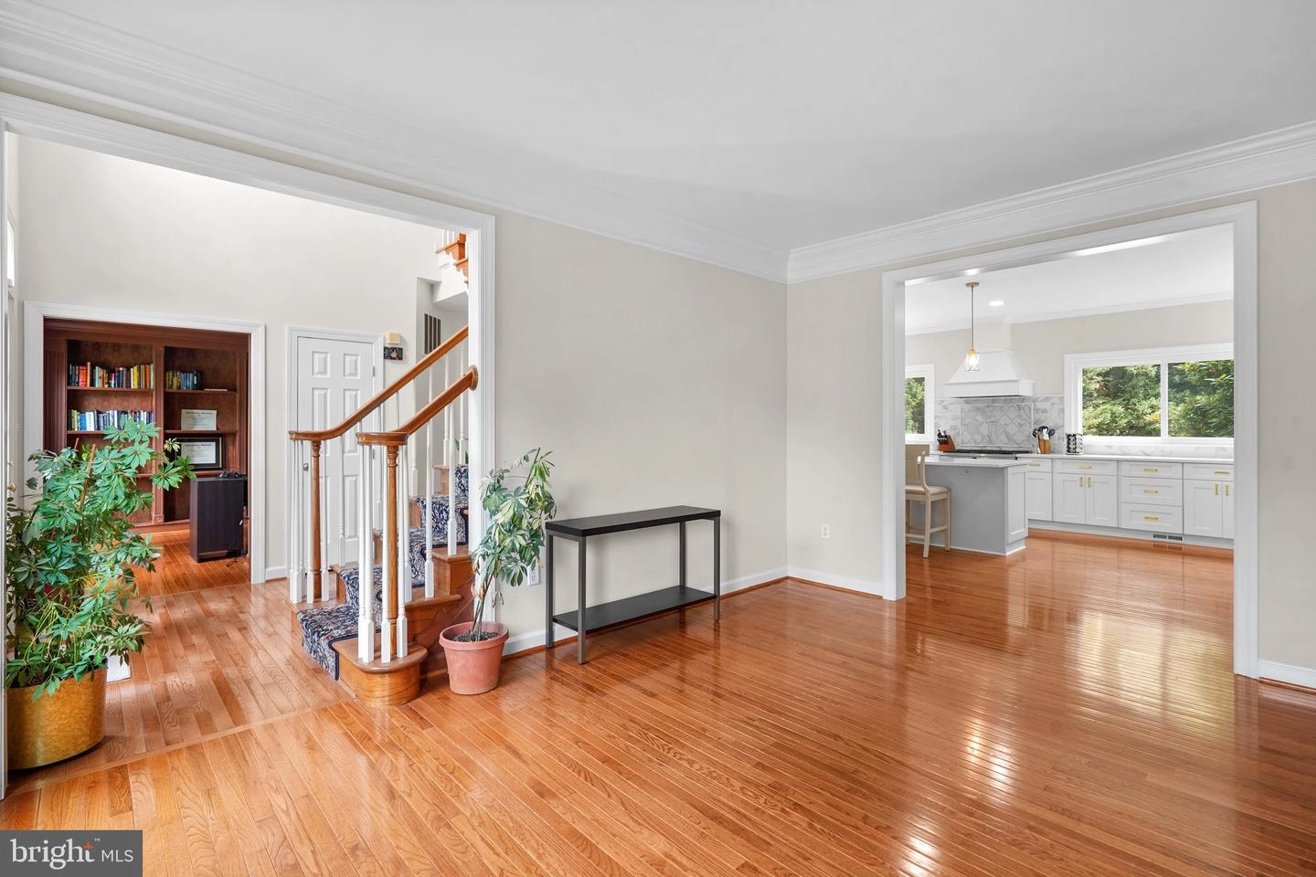 920 Brick Manor Cir, Silver Spring, MD 20905 photo 9