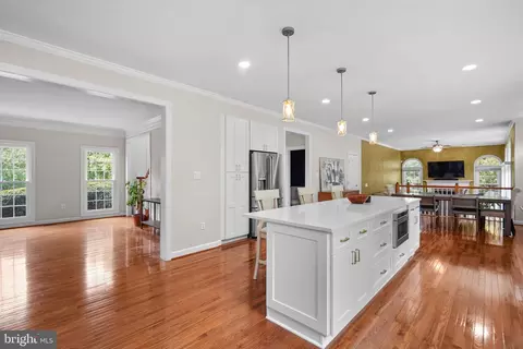 920 Brick Manor Cir, Silver Spring, MD 20905 photo 12