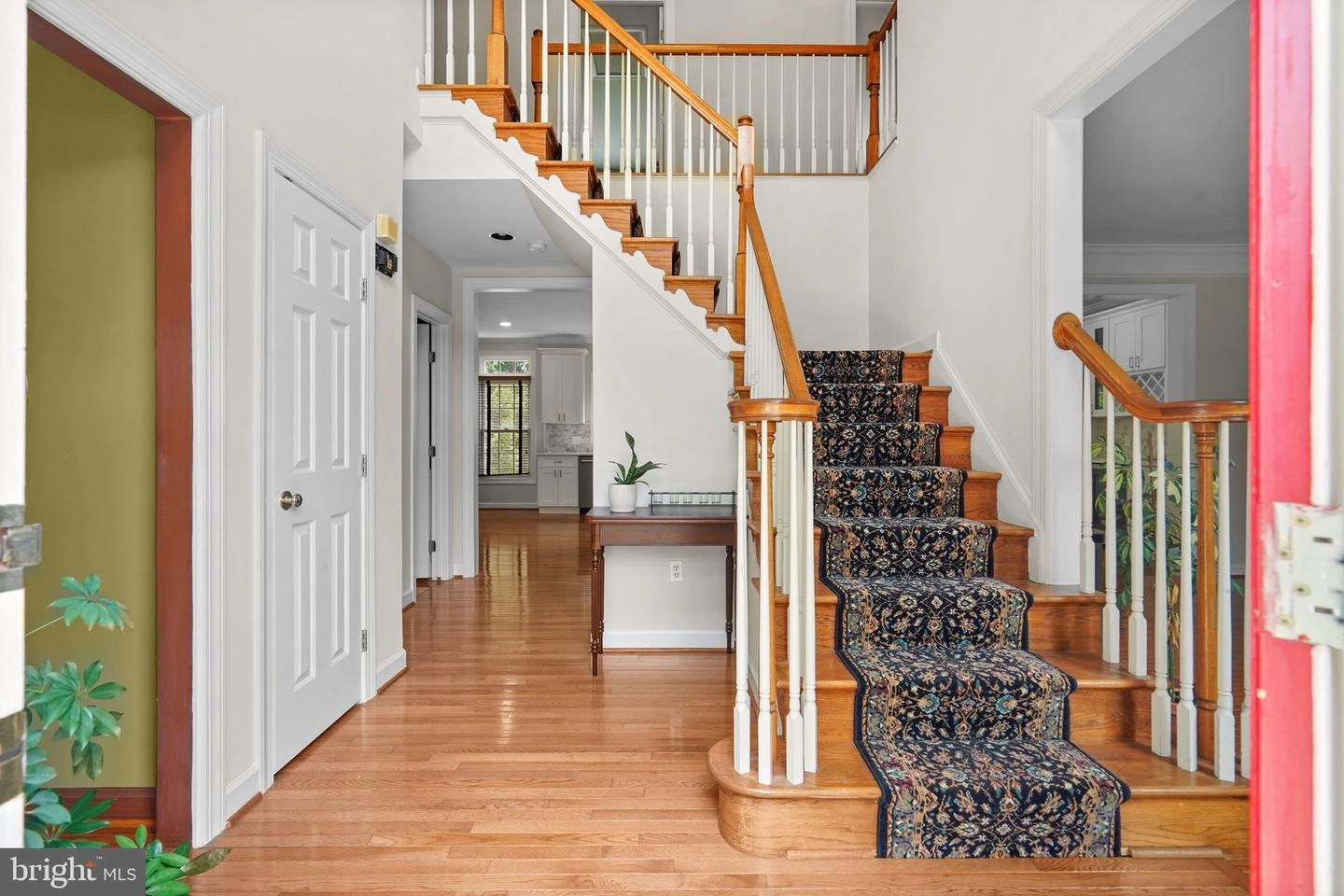 920 Brick Manor Cir, Silver Spring, MD 20905 photo 5