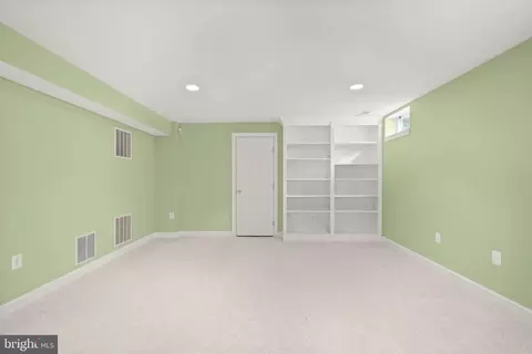 920 Brick Manor Cir, Silver Spring, MD 20905 photo 46