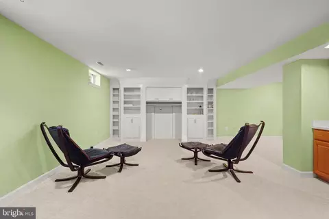 920 Brick Manor Cir, Silver Spring, MD 20905 photo 47