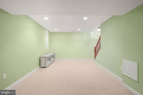 920 Brick Manor Cir, Silver Spring, MD 20905 photo 43