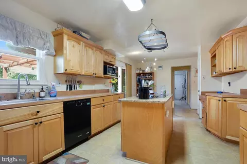 14320 Cantrell Rd, Silver Spring, MD 20905 photo 36
