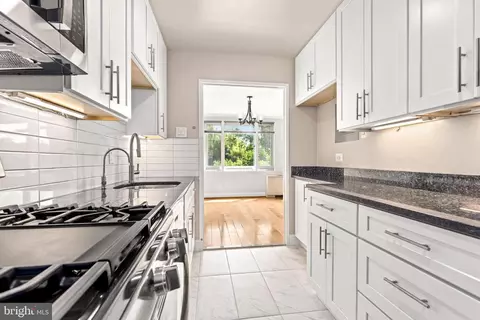 1900 Lyttonsville Rd #307, Silver Spring, MD 20910