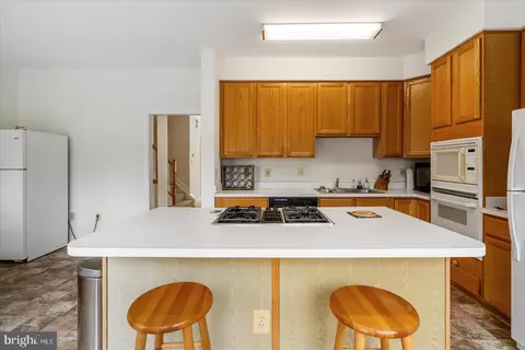 2119 Chippewa Pl, Silver Spring, MD 20906 photo 10