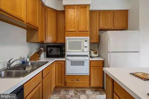 2119 Chippewa Pl, Silver Spring, MD 20906 photo 13
