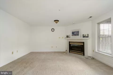 2119 Chippewa Pl, Silver Spring, MD 20906 photo 4