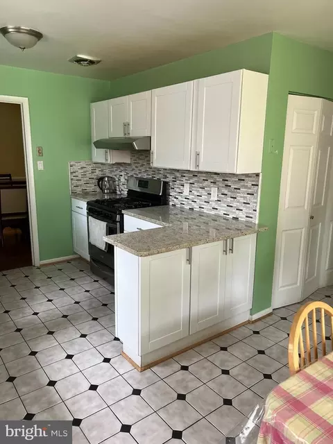 1425 Chilton Dr, Silver Spring, MD 20904 photo 7