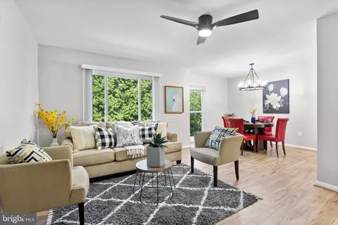 7243 Mill Run Dr #12-7, Derwood, MD 20855