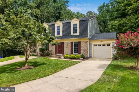 11411 Oak Leaf Dr, Silver Spring, MD 20901