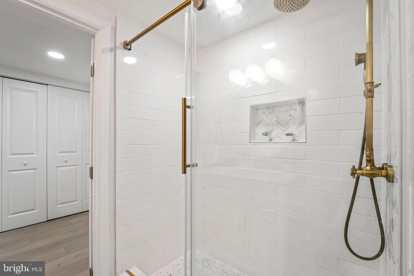 300 Williamsburg Dr, Silver Spring, MD 20901 photo 58