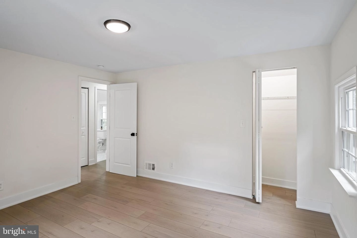 300 Williamsburg Dr, Silver Spring, MD 20901 photo 47