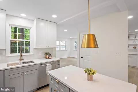 300 Williamsburg Dr, Silver Spring, MD 20901 photo 24