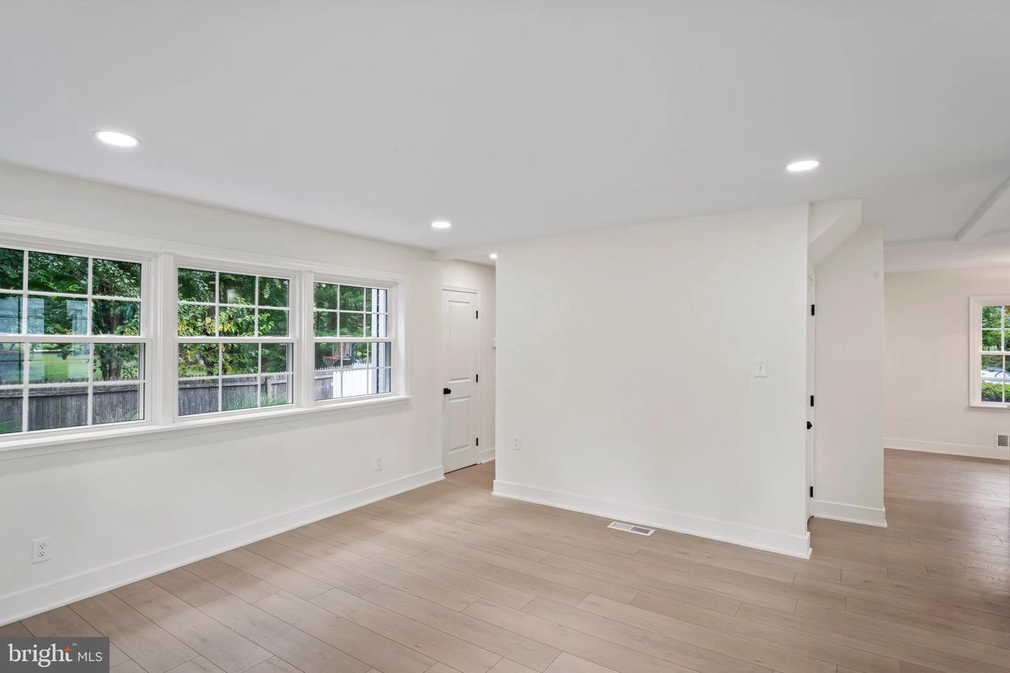 300 Williamsburg Dr, Silver Spring, MD 20901 photo 30