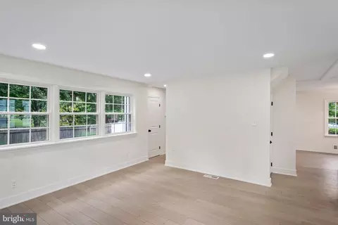300 Williamsburg Dr, Silver Spring, MD 20901 photo 30