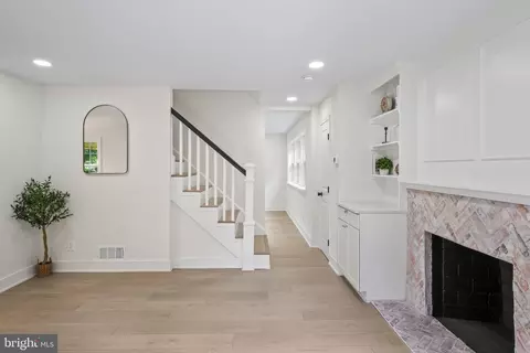 300 Williamsburg Dr, Silver Spring, MD 20901 photo 10