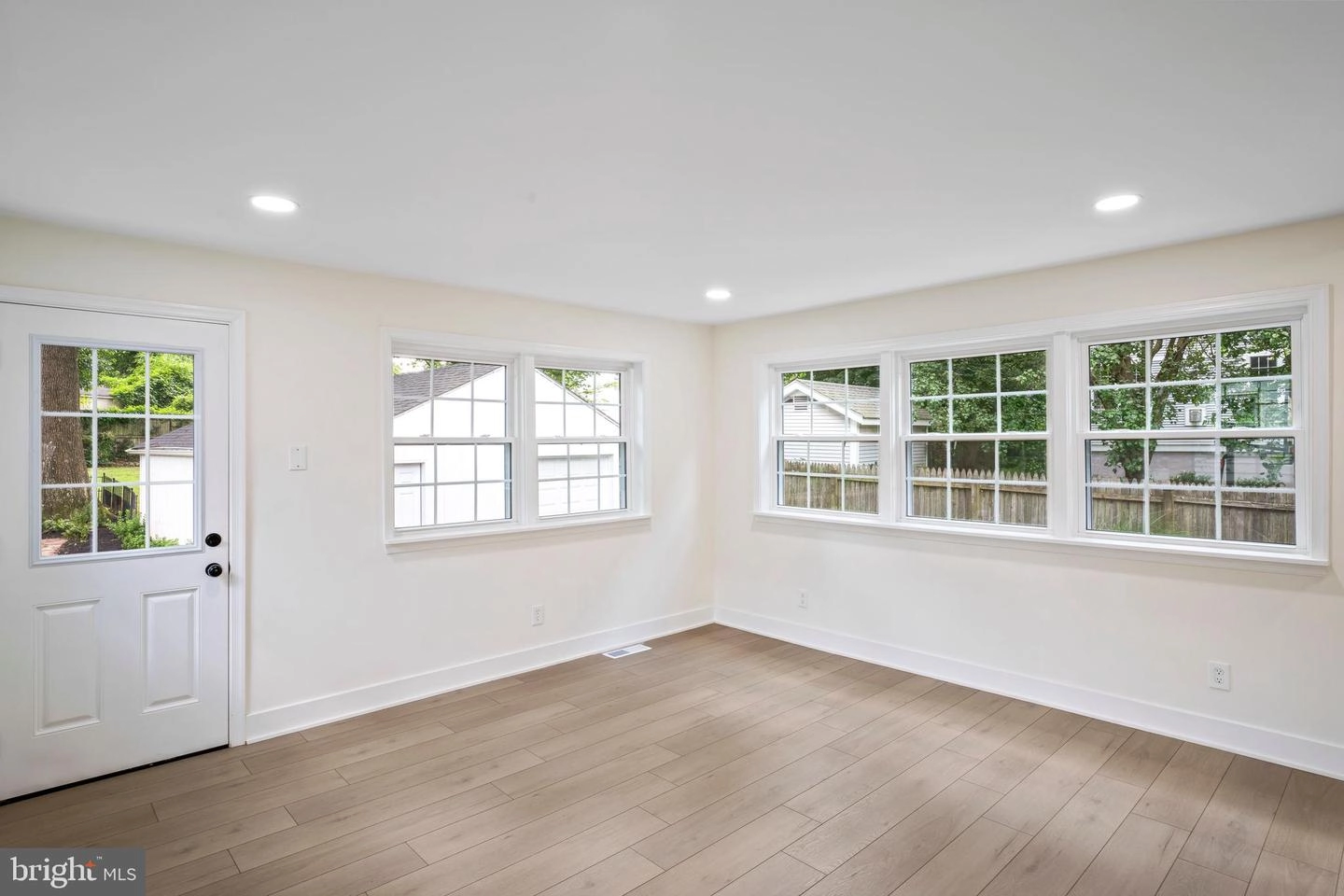 300 Williamsburg Dr, Silver Spring, MD 20901 photo 27