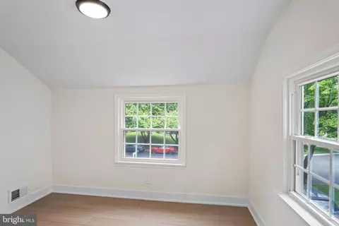 300 Williamsburg Dr, Silver Spring, MD 20901 photo 49